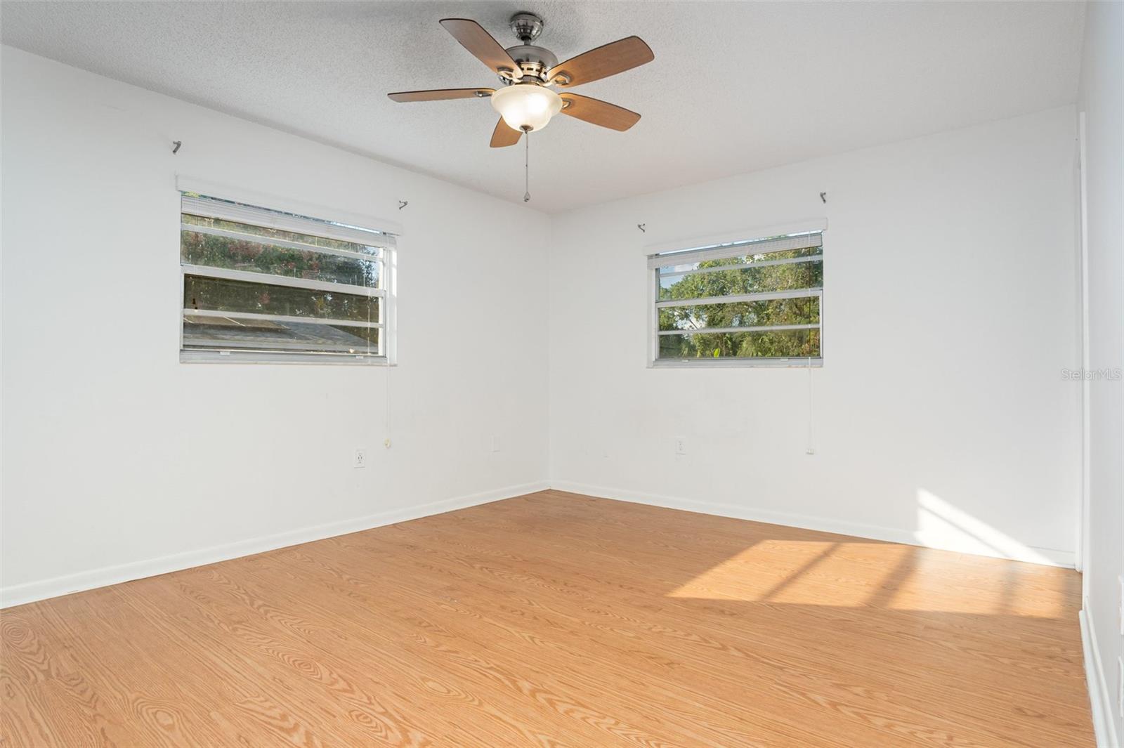 MI-LU ESTATES - Residential