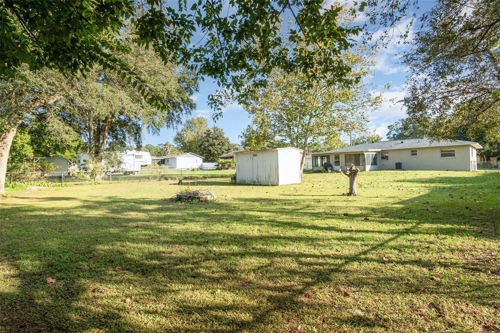 MI-LU ESTATES - Residential