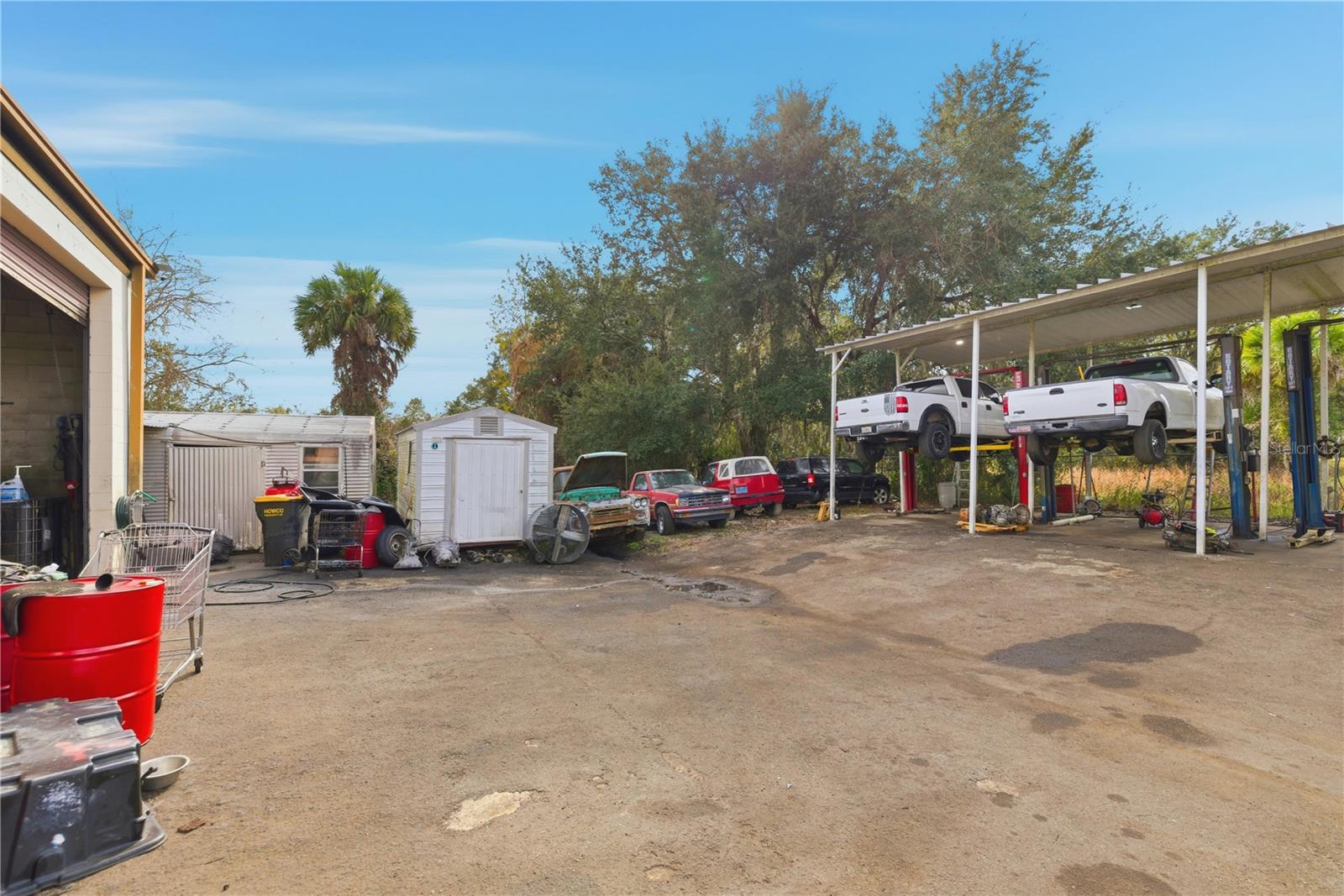 MUSSEAU - Commercial Sale