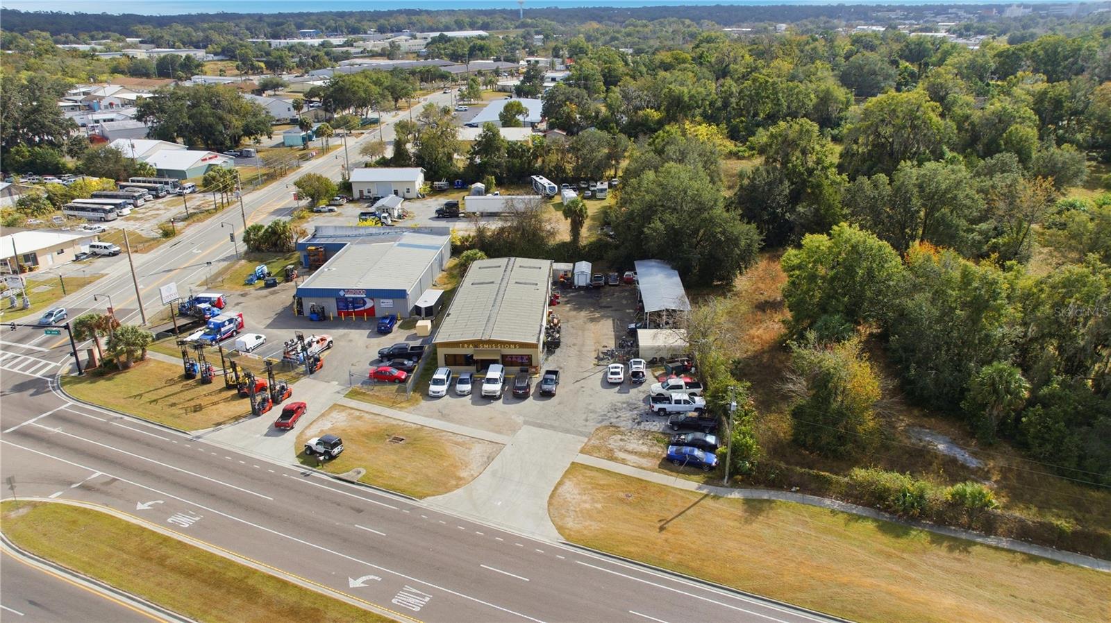 MUSSEAU - Commercial Sale