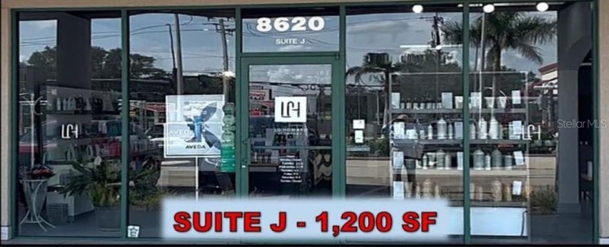 One prime 1,200 SF space available in an excellent South Sarasota Plaza on US-41! Suite J is fully built-out, recently created, and never before available. Just feet from busy landmark restaurant, The Italian Grill.  Your customers will enjoy easy all-directions access from the lighted intersection of US-41 and Central Sarasota Parkway.  Tomorrow may be too late to get this outstanding suite, so call now!