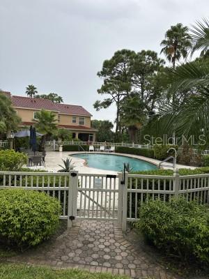 PALMER SQUARE EAST - Residential