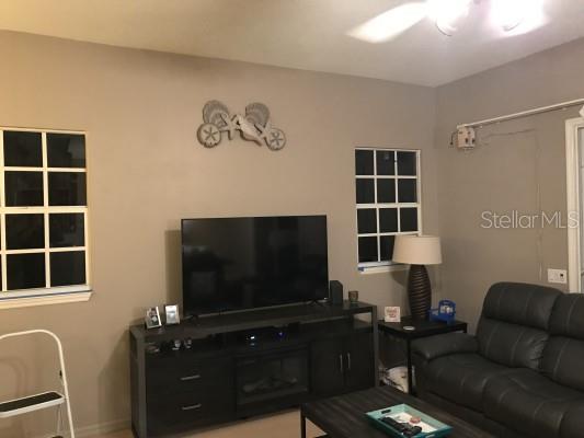 PALMER SQUARE EAST - Residential