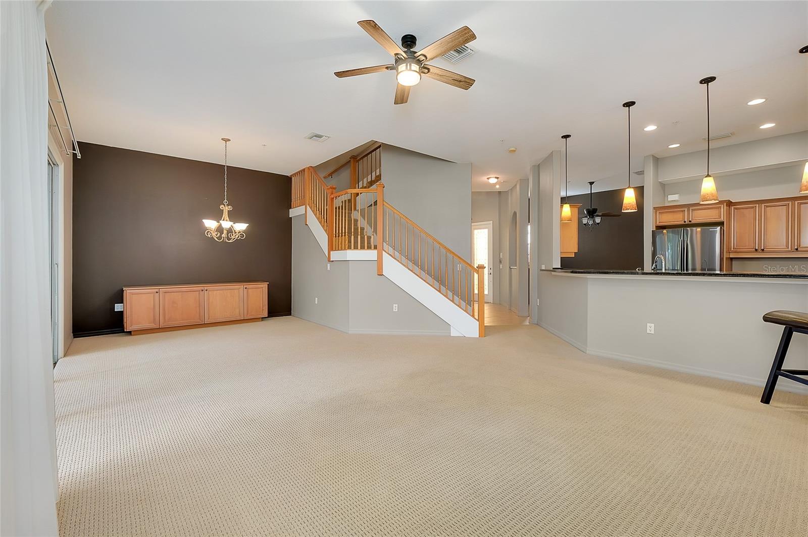 PALMER SQUARE EAST - Residential