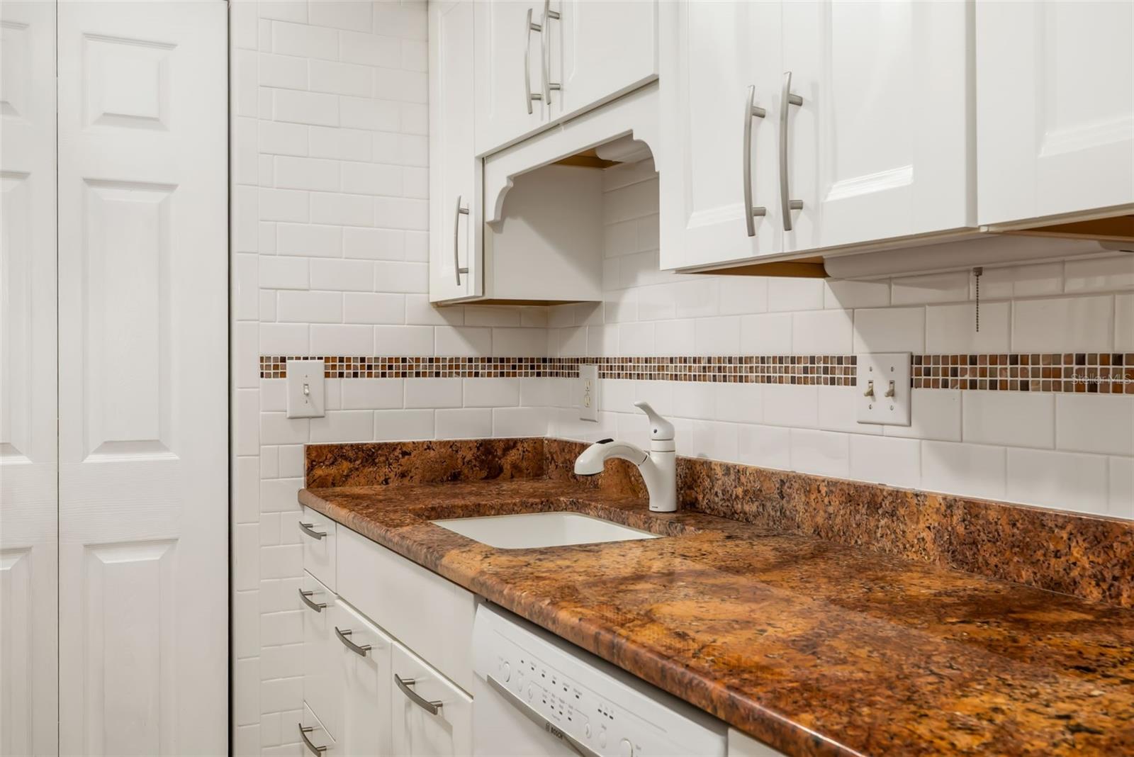 EL CONQUISTADOR VILLAGE 1 SEC 3A - Residential