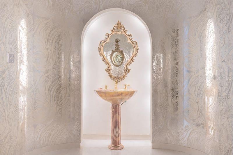 SWEETWATER CLUB UN 1-A - Residential