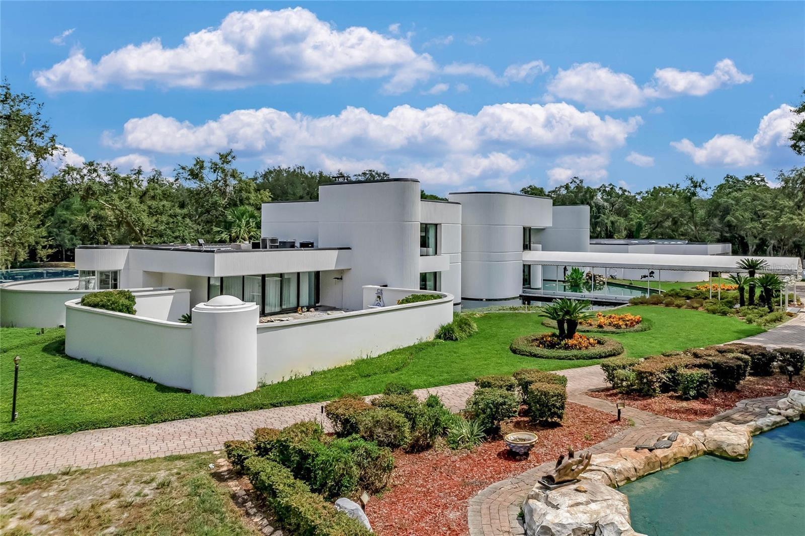 812 SWEETWATER CLUB BOULEVARD