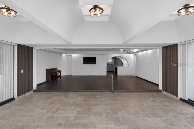 SWEETWATER CLUB UN 1-A - Residential