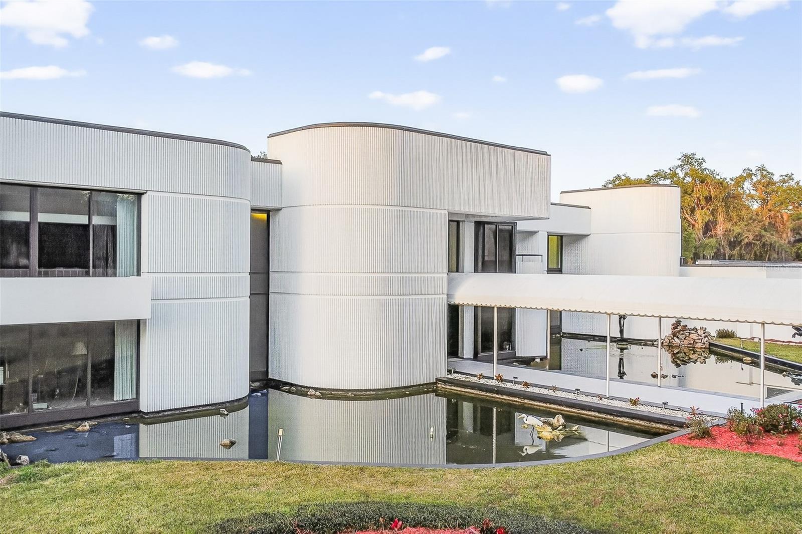 812 SWEETWATER CLUB BOULEVARD