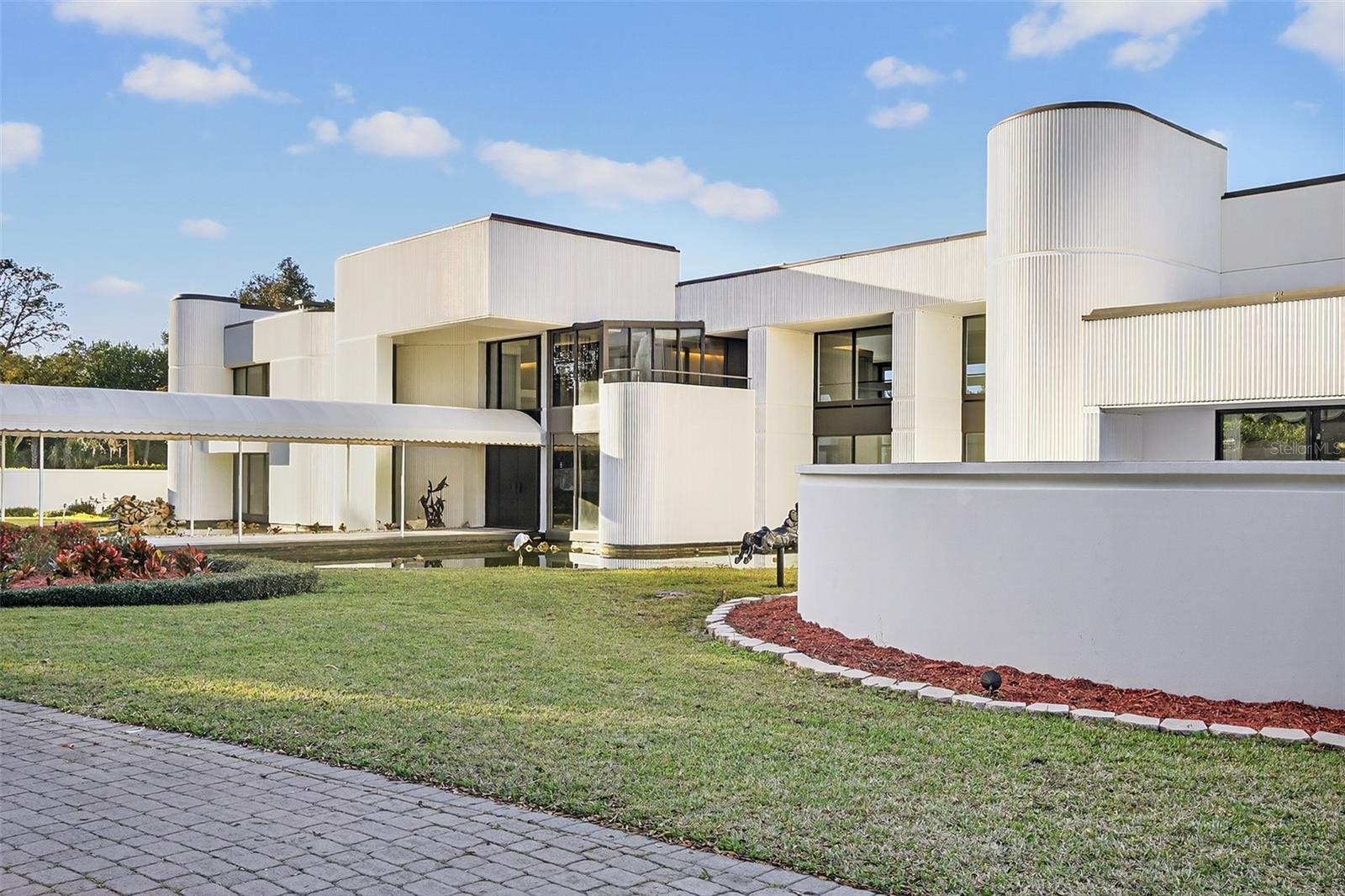 812 SWEETWATER CLUB BOULEVARD