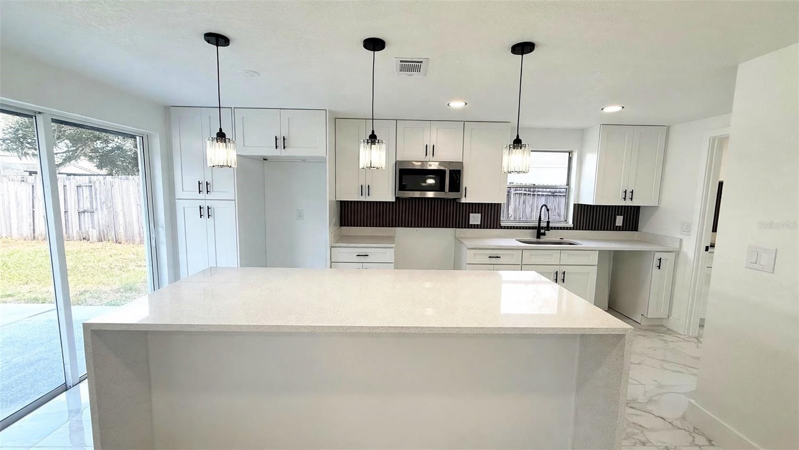 6807 WHITE CLIFFS WAY
