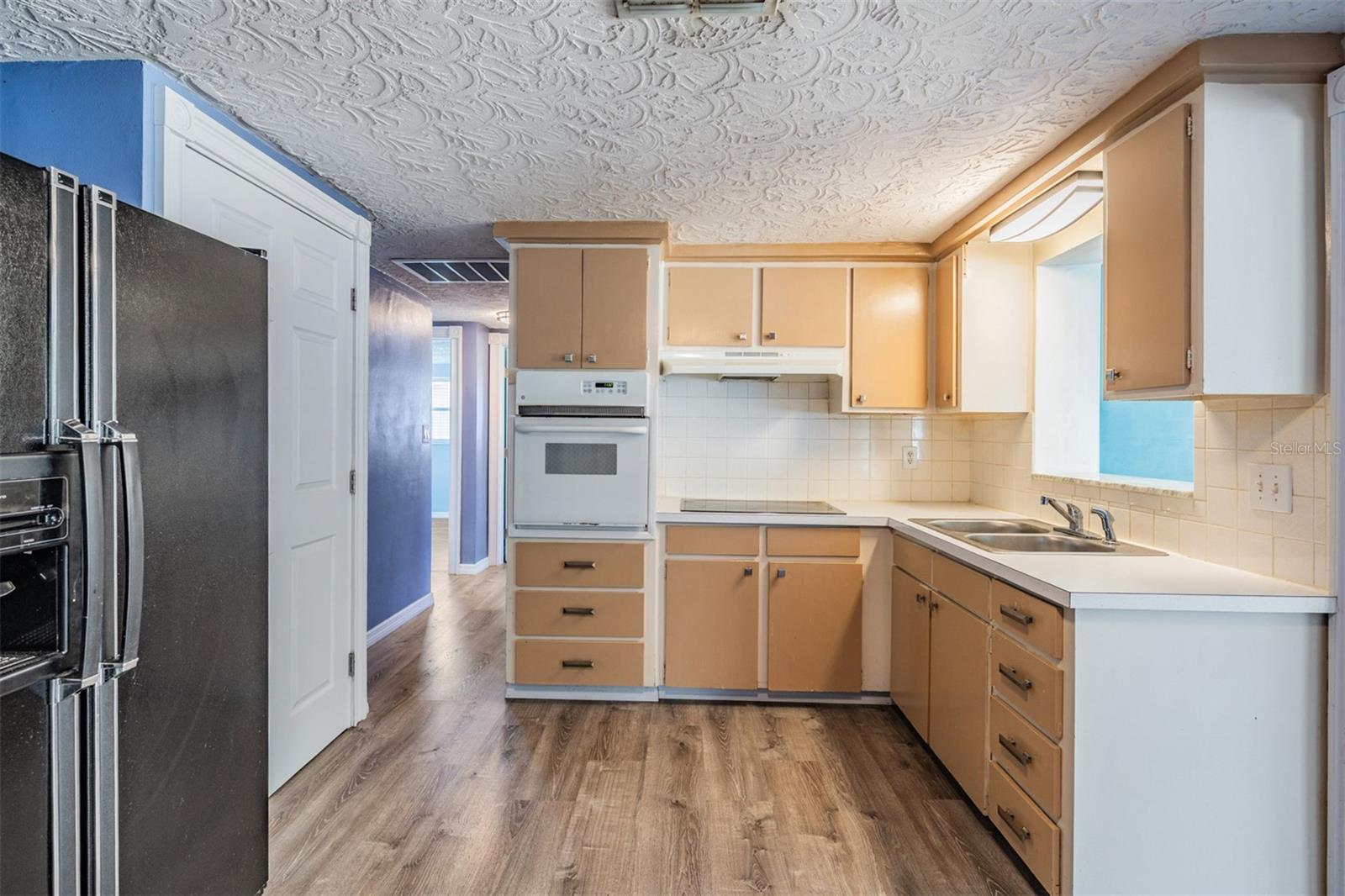 HOLIDAY GARDENS - Residential