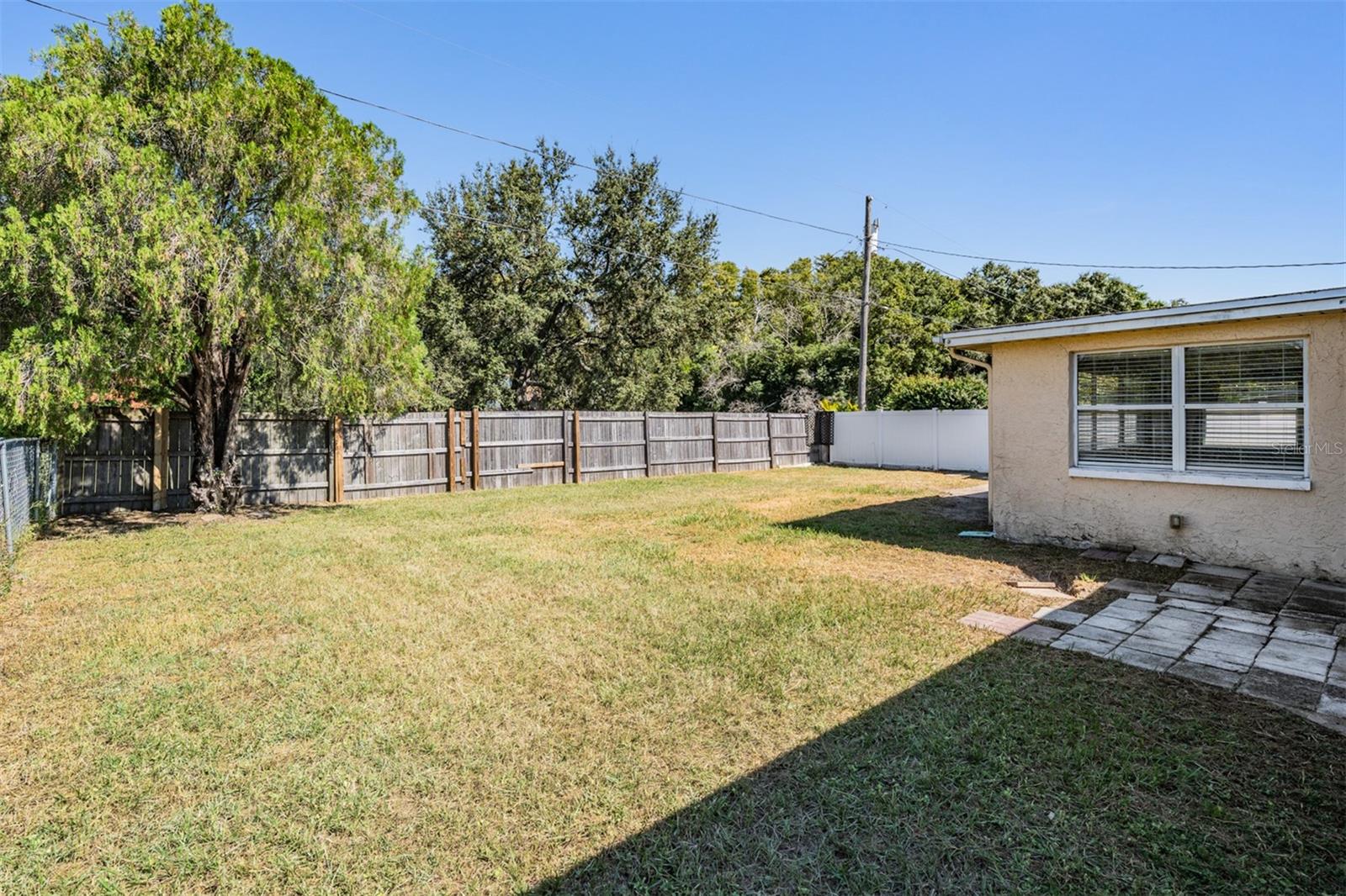 HOLIDAY GARDENS - Residential