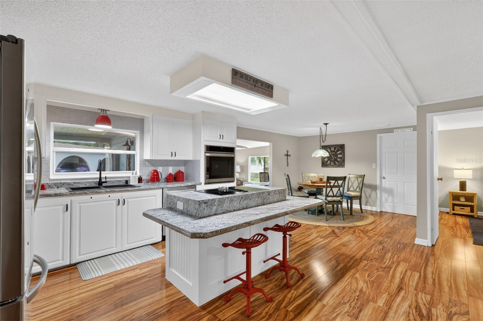 LADY LAKE ORANGE BLOSSOM GARDENS UNIT 05 - Residential