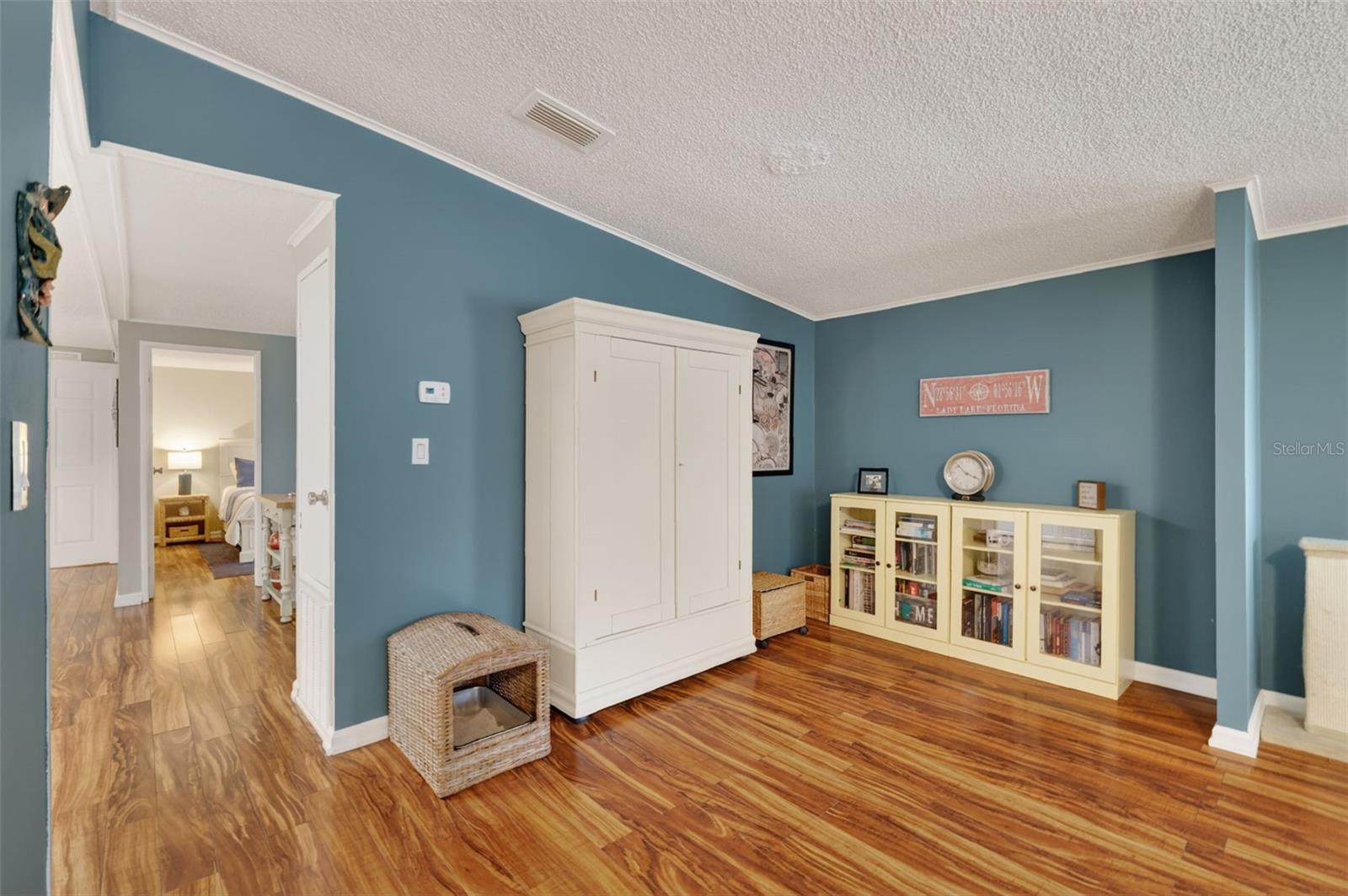 LADY LAKE ORANGE BLOSSOM GARDENS UNIT 05 - Residential