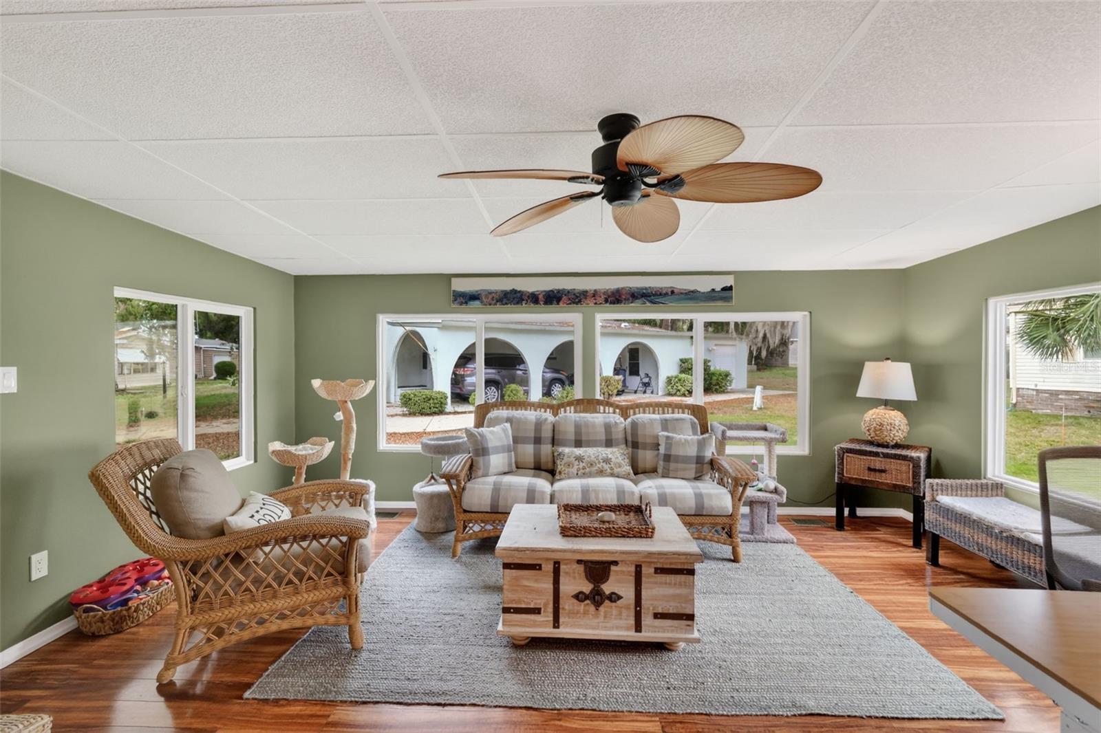 LADY LAKE ORANGE BLOSSOM GARDENS UNIT 05 - Residential