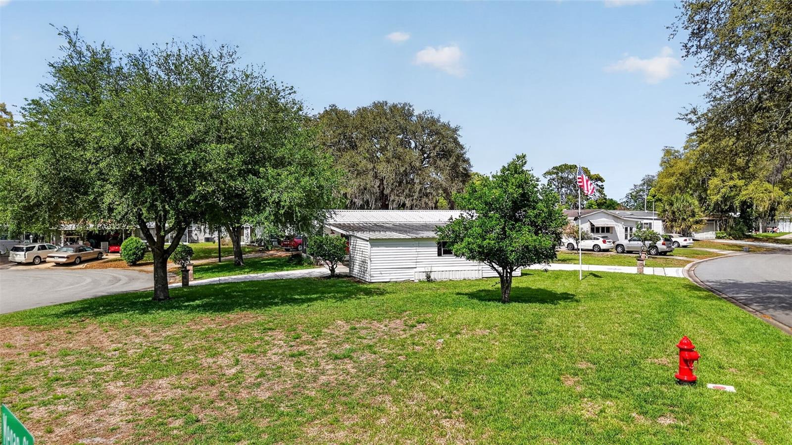 LADY LAKE ORANGE BLOSSOM GARDENS UNIT 05 - Residential