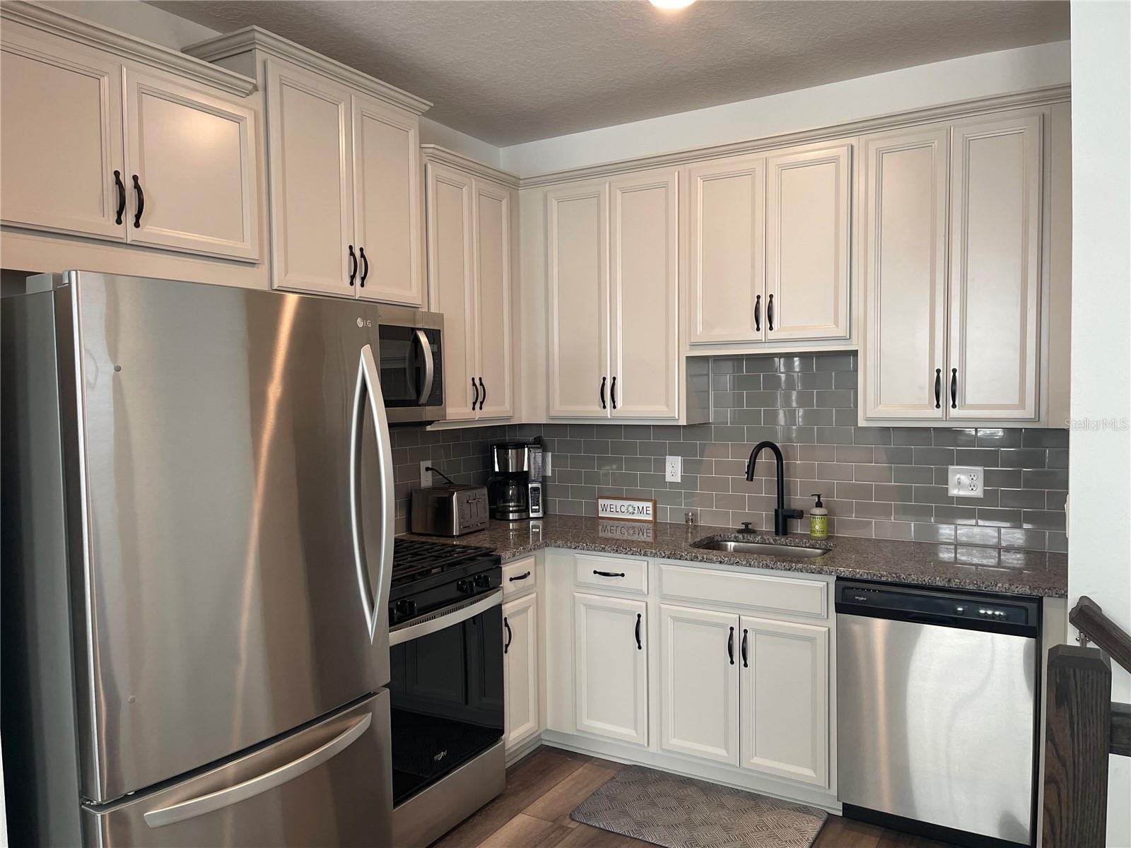 CELEBRATION ISLAND VILLAGE PH 1B - Residential Lease