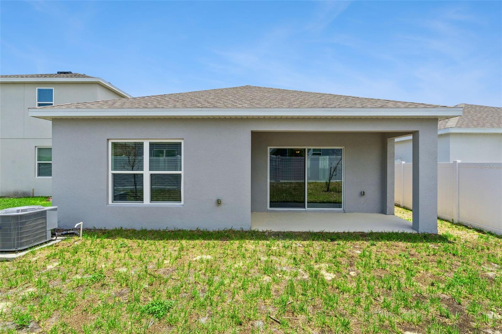 TRINITY LAKES - Residential