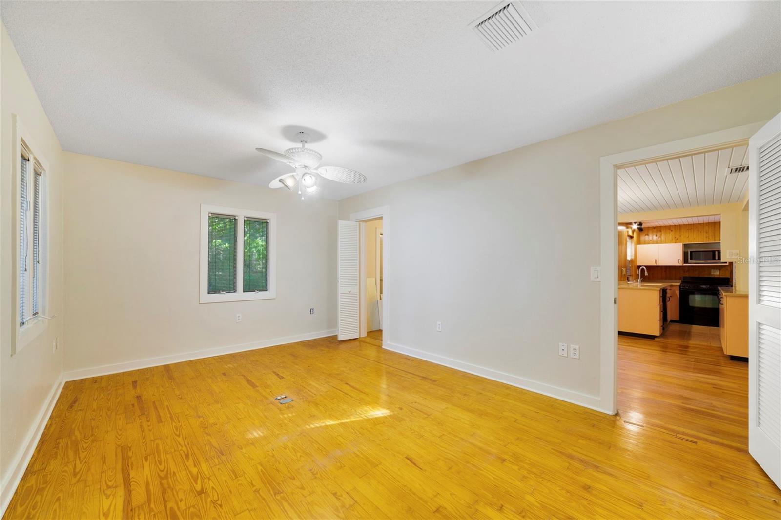 LEESBURG PALMORA SUB - Residential