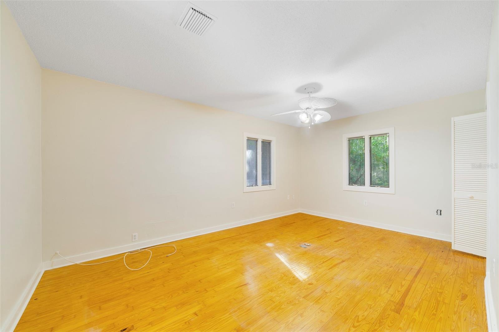 LEESBURG PALMORA SUB - Residential