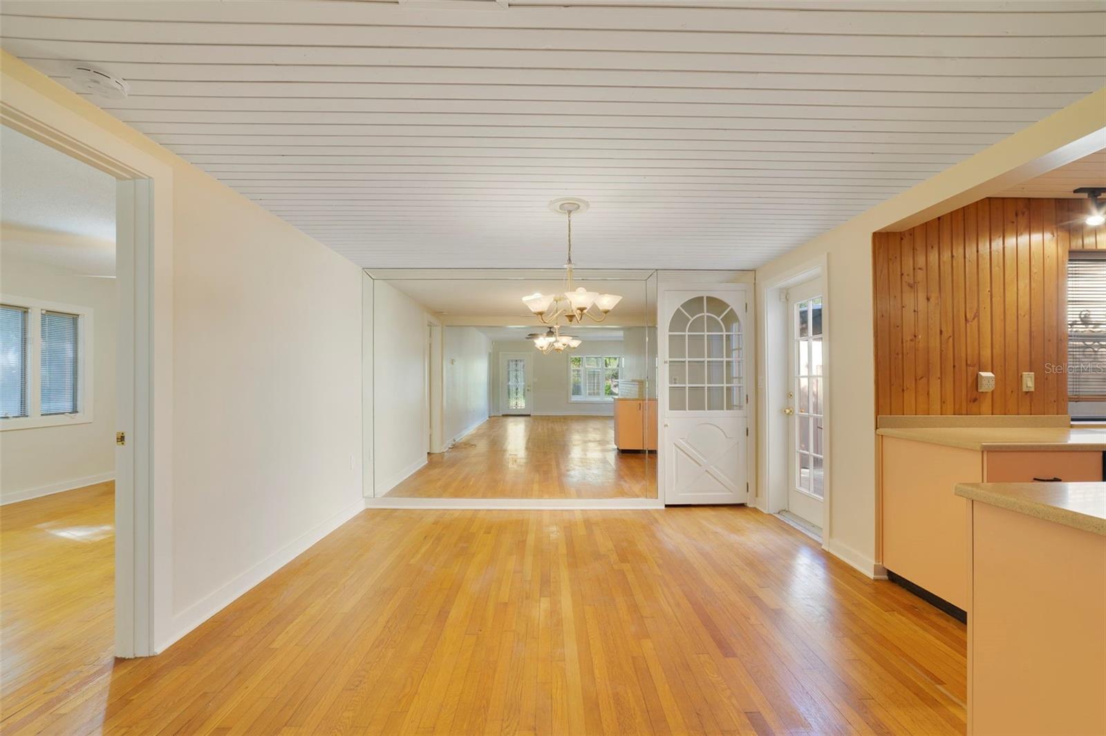 LEESBURG PALMORA SUB - Residential