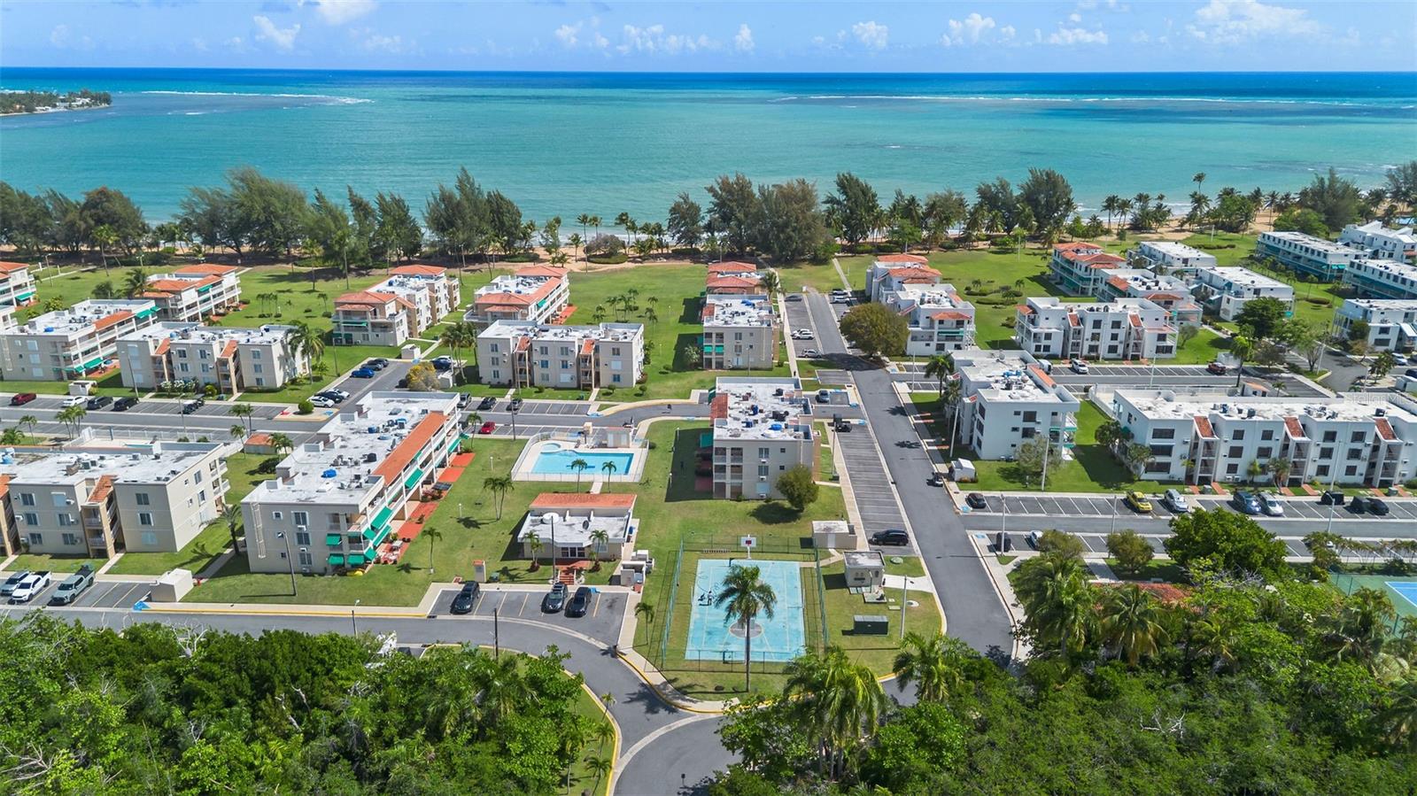 CASA DEL MAR II - Residential