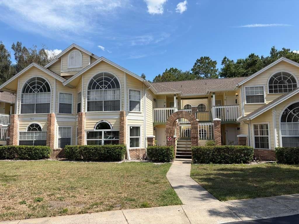 Photo of 5017 Laguna Bay Circle #97, Kissimmee, FL 34746 (MLS # S5151093)