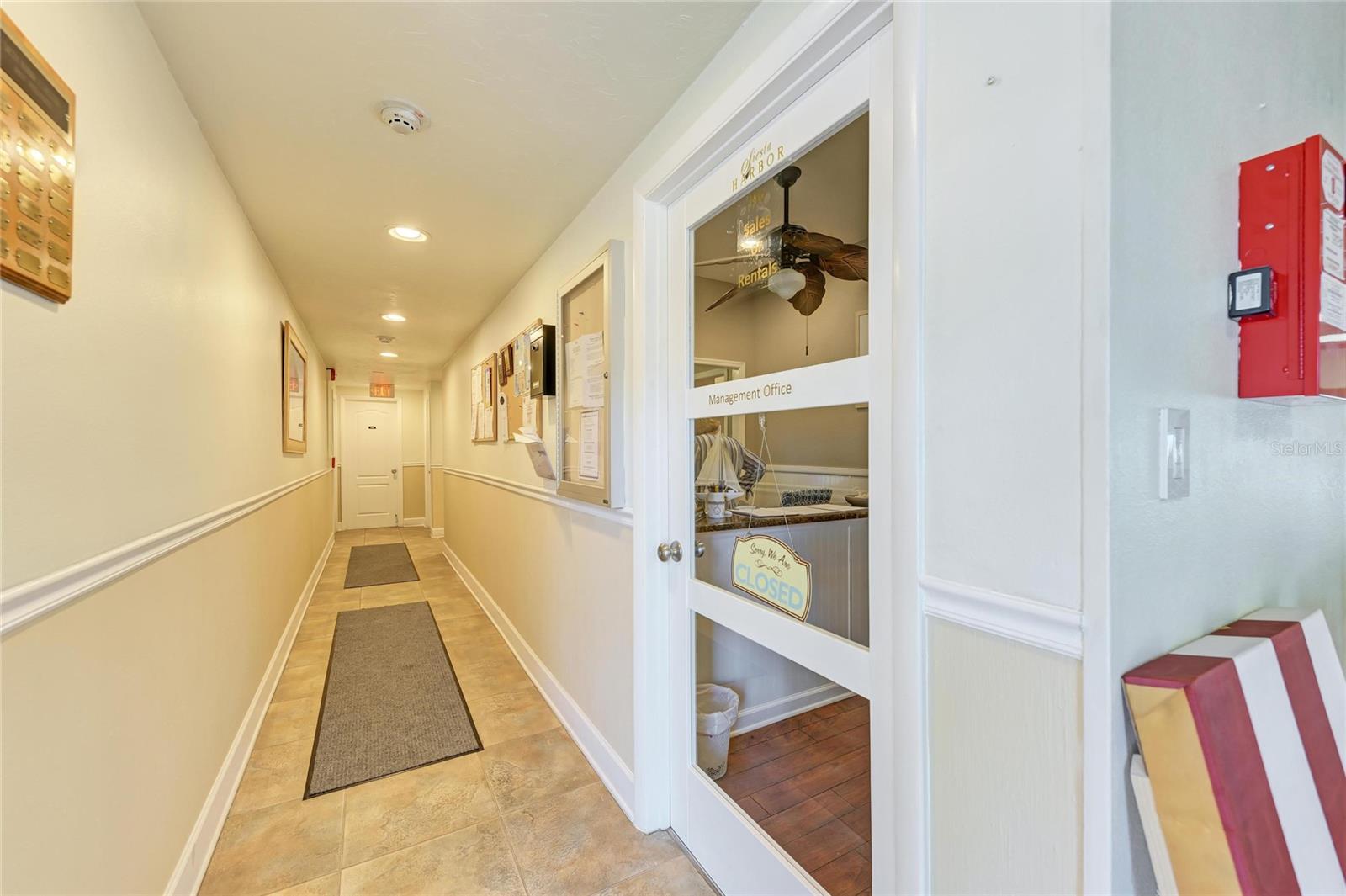 SIESTA HARBOR I - Residential