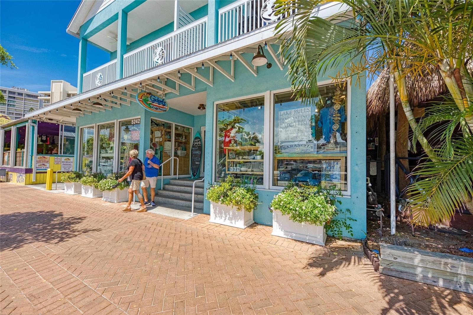 SIESTA HARBOR I - Residential