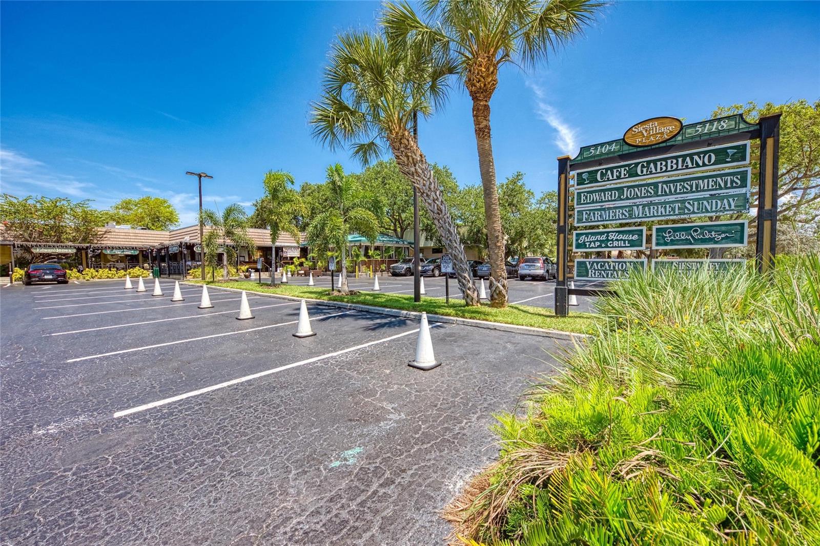 SIESTA HARBOR I - Residential