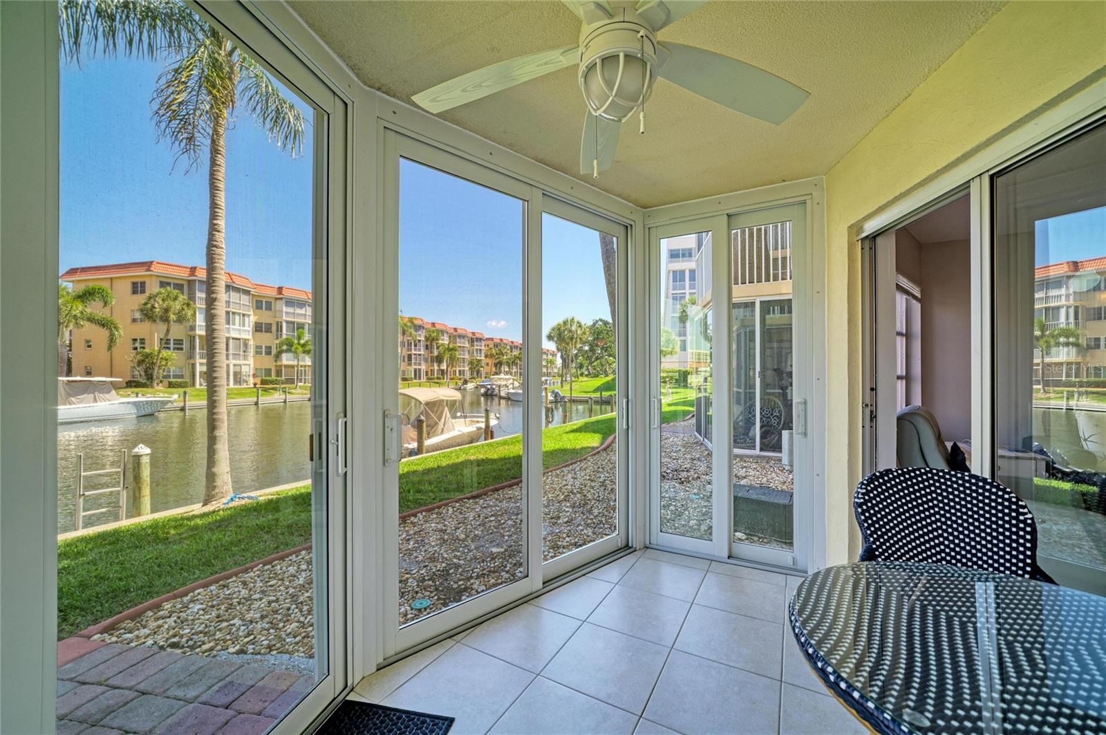 SIESTA HARBOR I - Residential