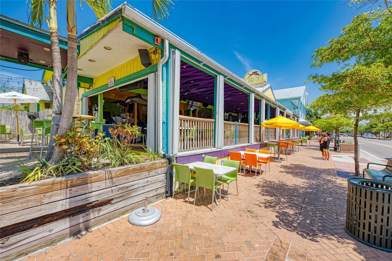 SIESTA HARBOR I - Residential