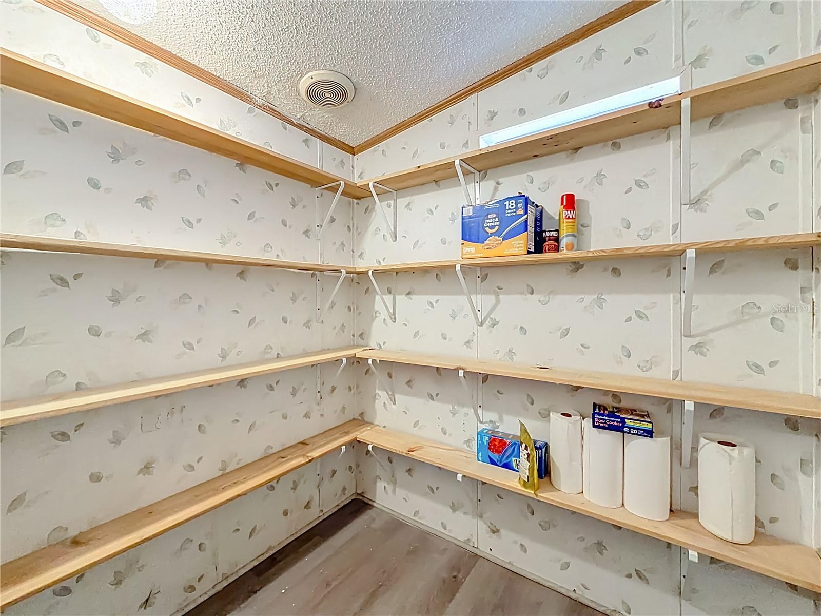 FLORIDA HIGHLANDS - Residential