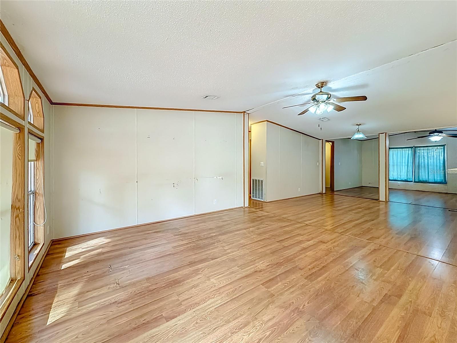 FLORIDA HIGHLANDS - Residential