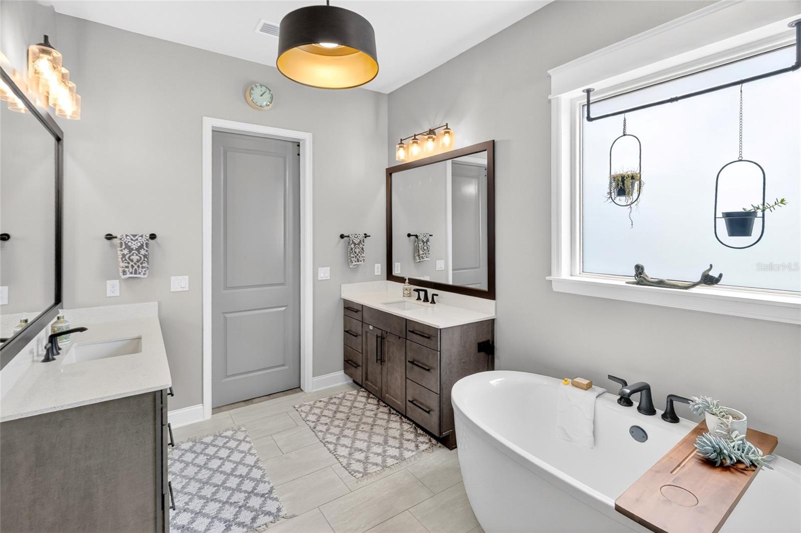 OAKMONT PH 3 PB 35 PG 60 - Residential