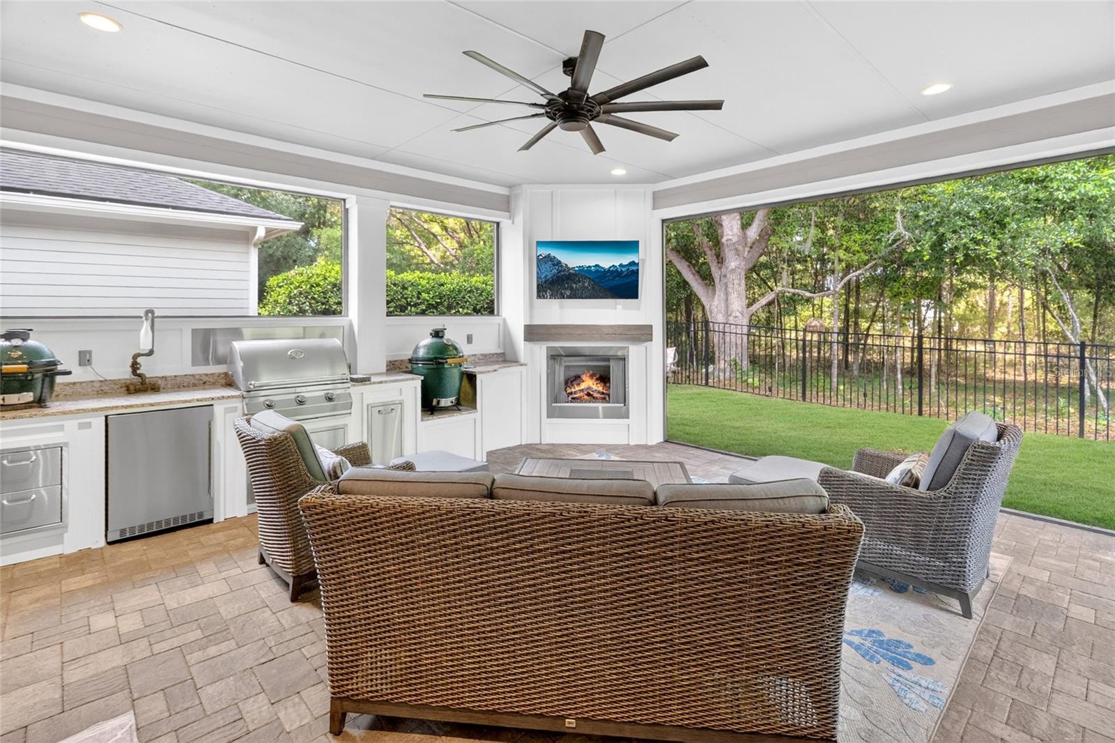 OAKMONT PH 3 PB 35 PG 60 - Residential