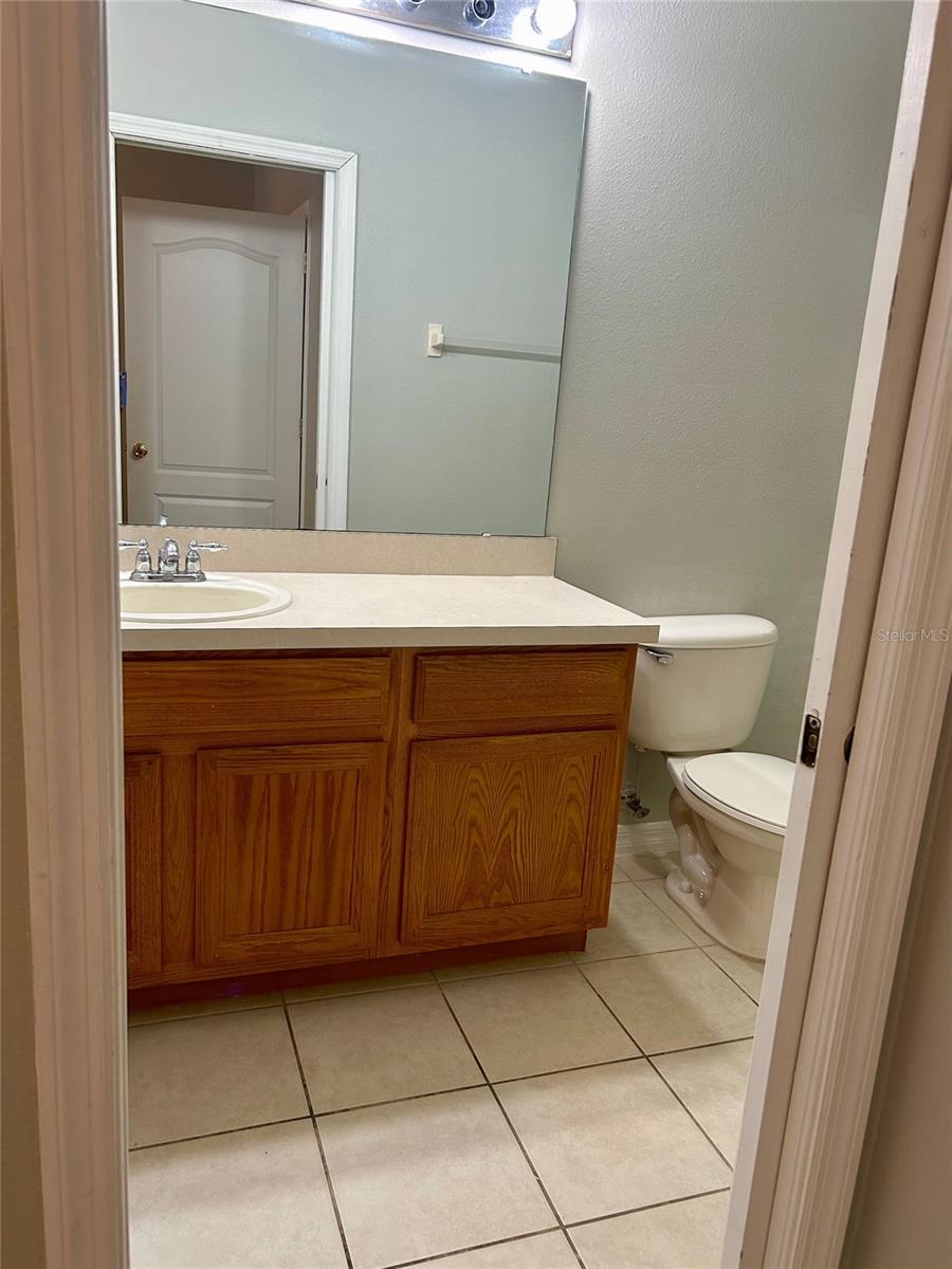 TOWNS LEGACY PARK - Residential Lease