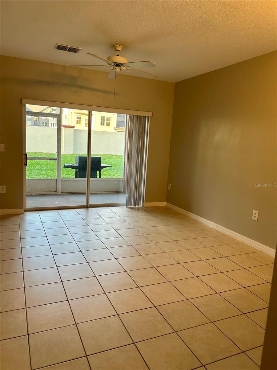 TOWNS LEGACY PARK - Residential Lease