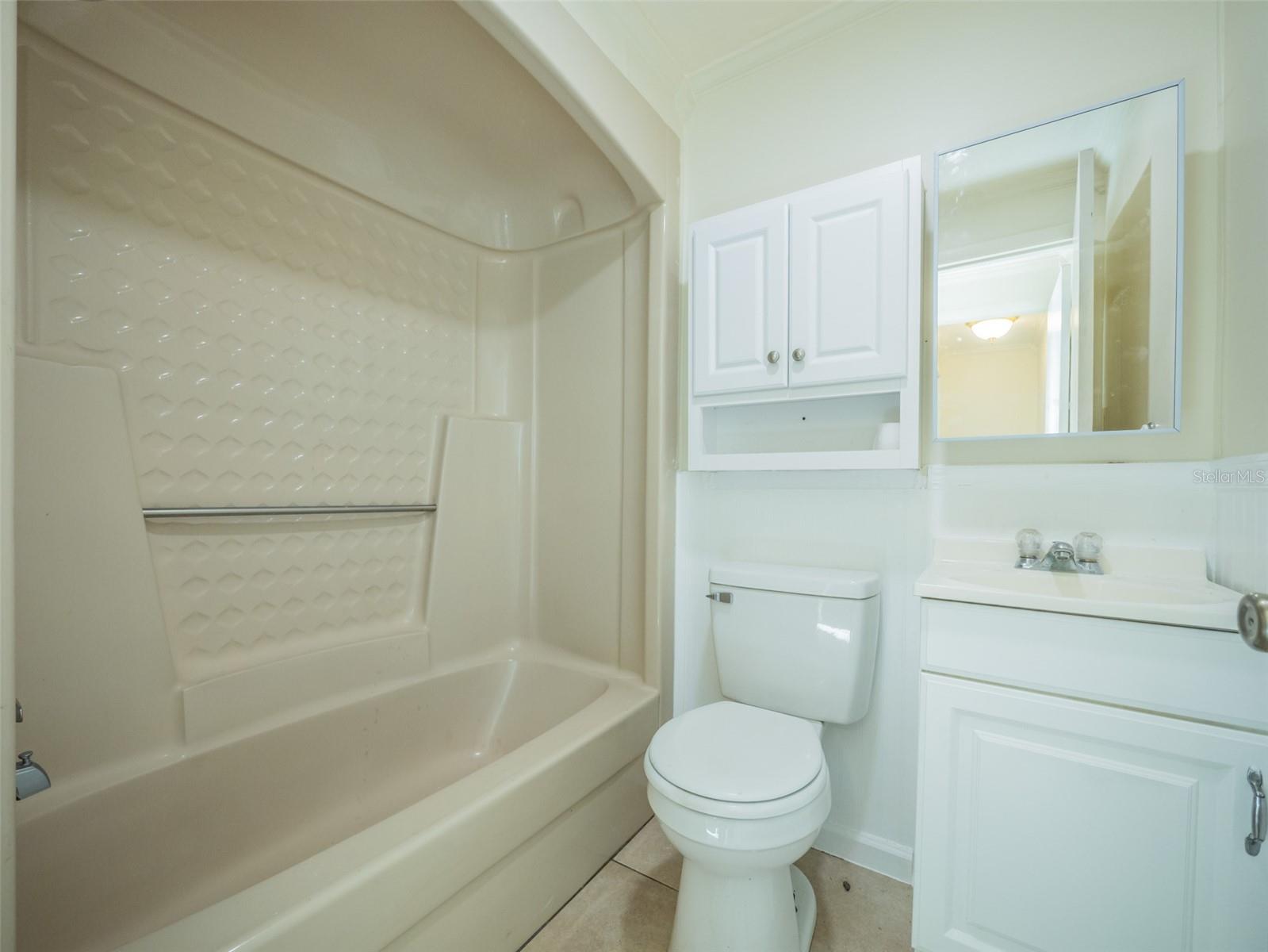 EUSTIS BISHOPS SUB - Residential