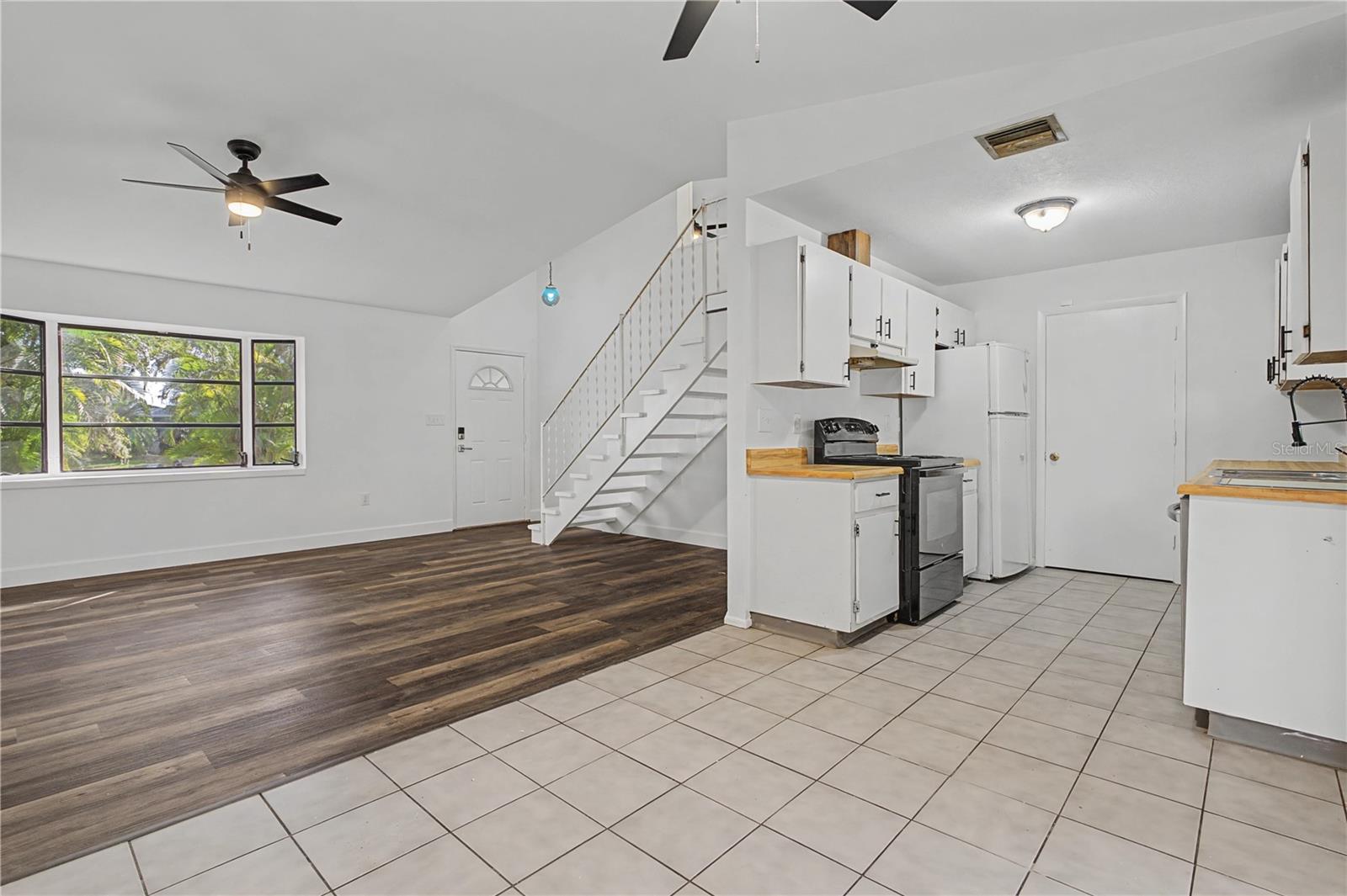 21464 DRANSON AVENUE, PORT CHARLOTTE, FL, 33952 4 21464 DRANSON AVENUE