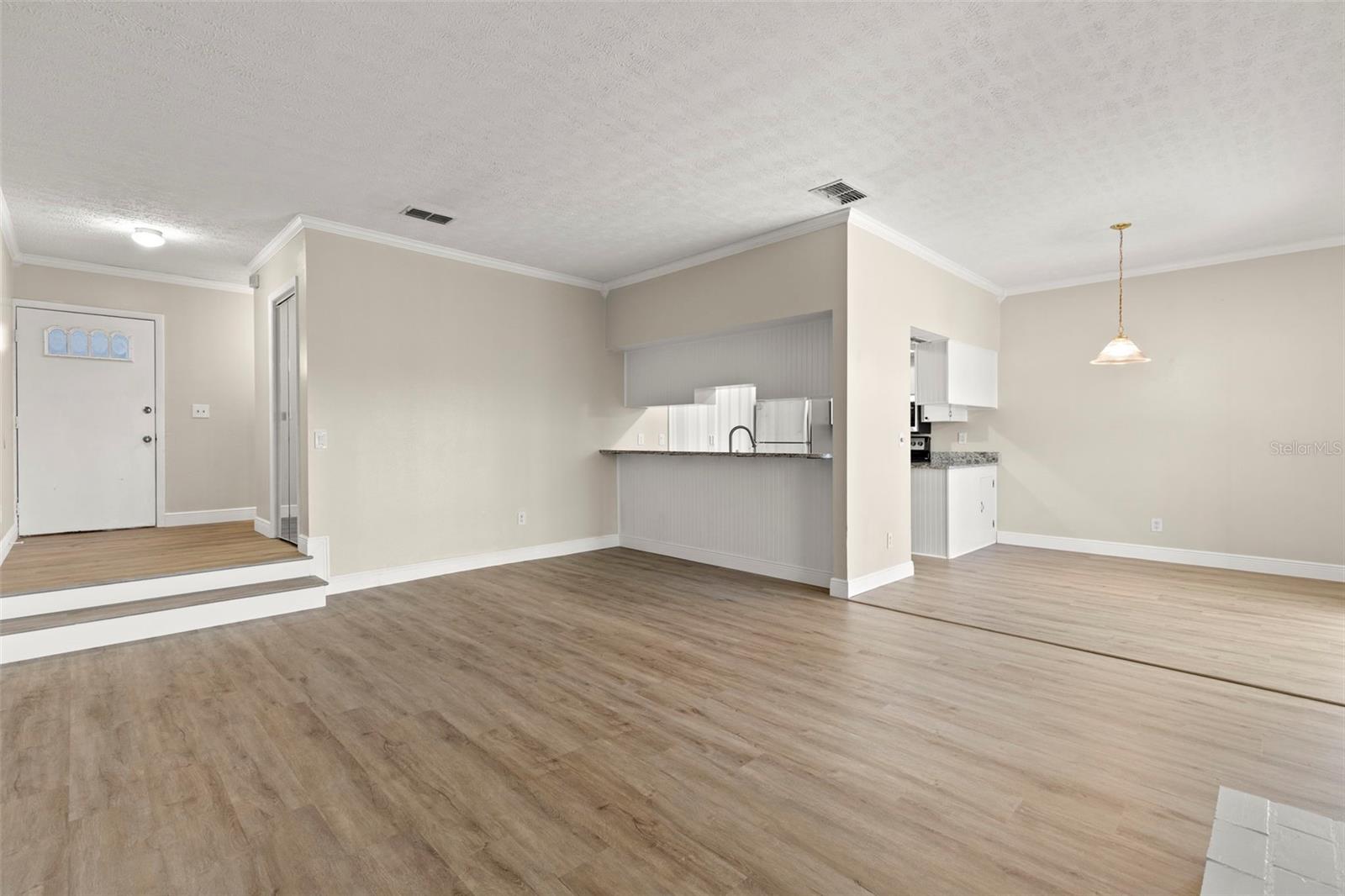 THE GOLF & SEA CONDO - Residential