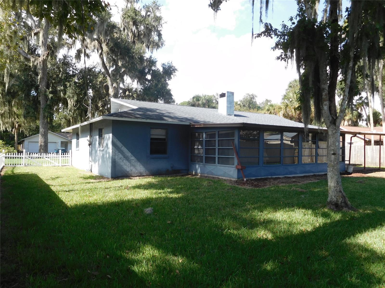 Florida Shores 01 - Residential