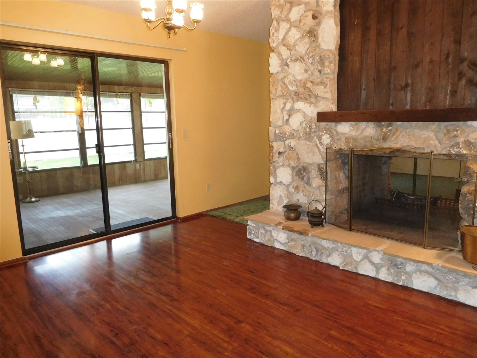 Florida Shores 01 - Residential