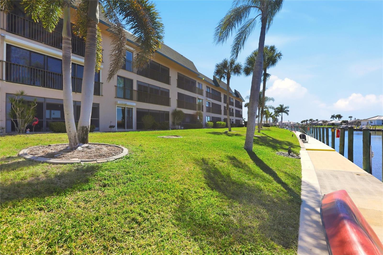 BANYAN POINT PH 01 - Residential