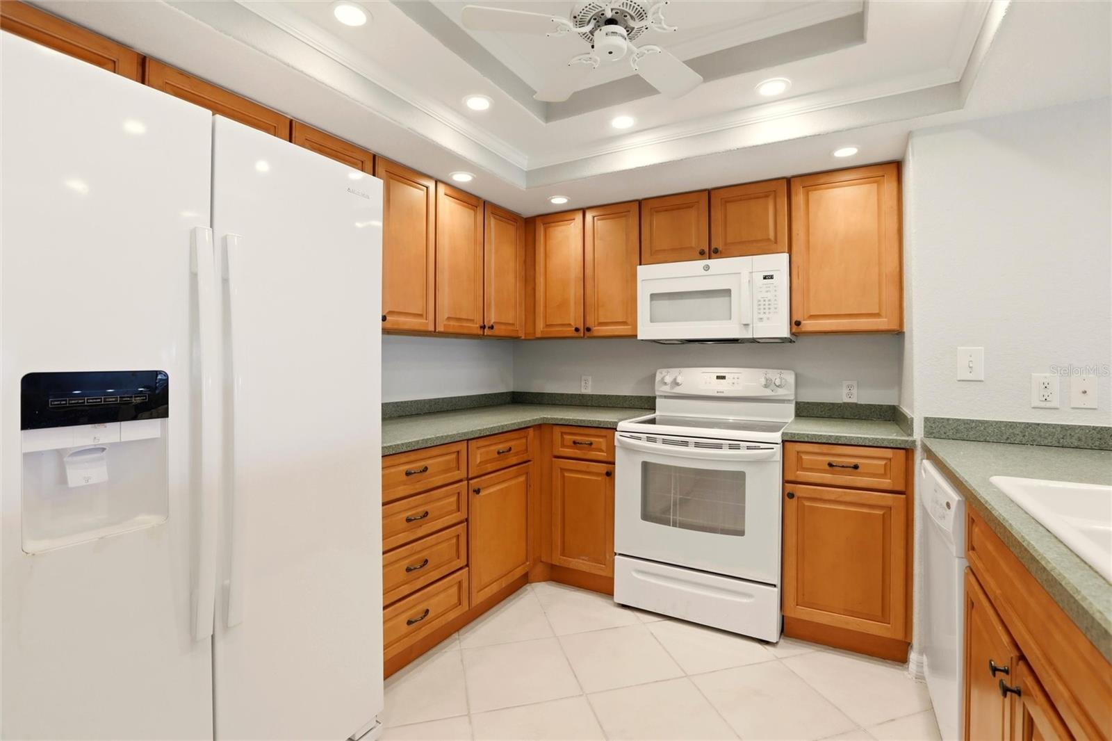 BANYAN POINT PH 01 - Residential