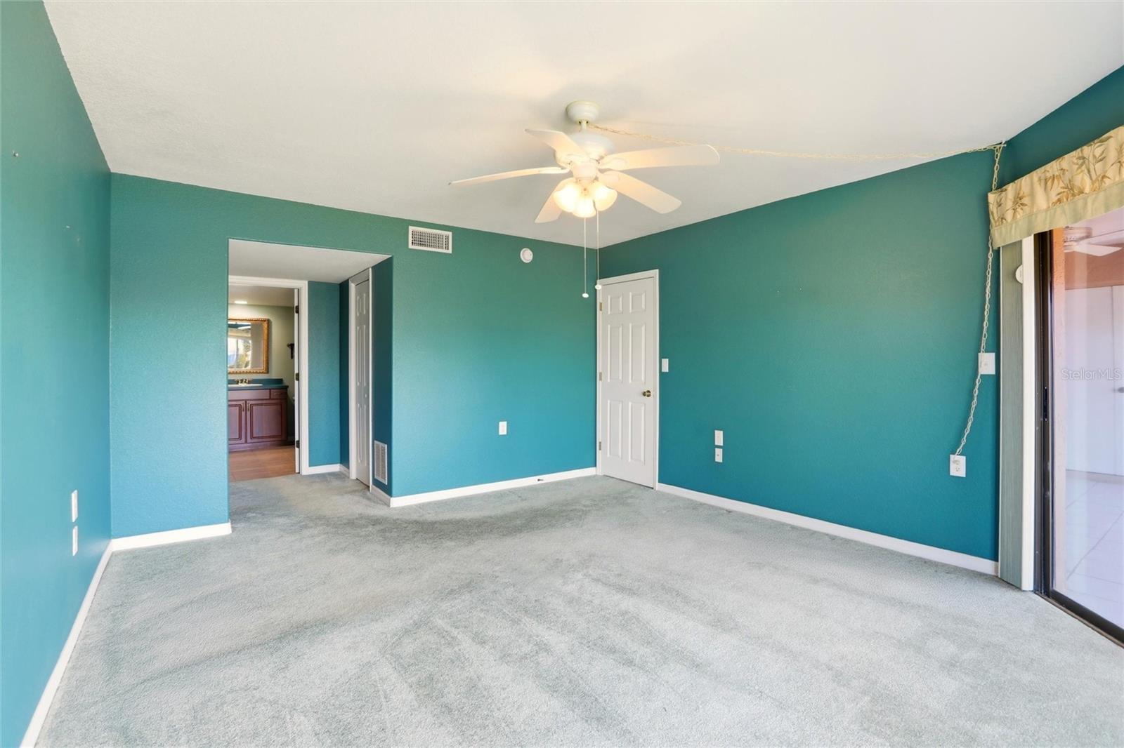 BANYAN POINT PH 01 - Residential