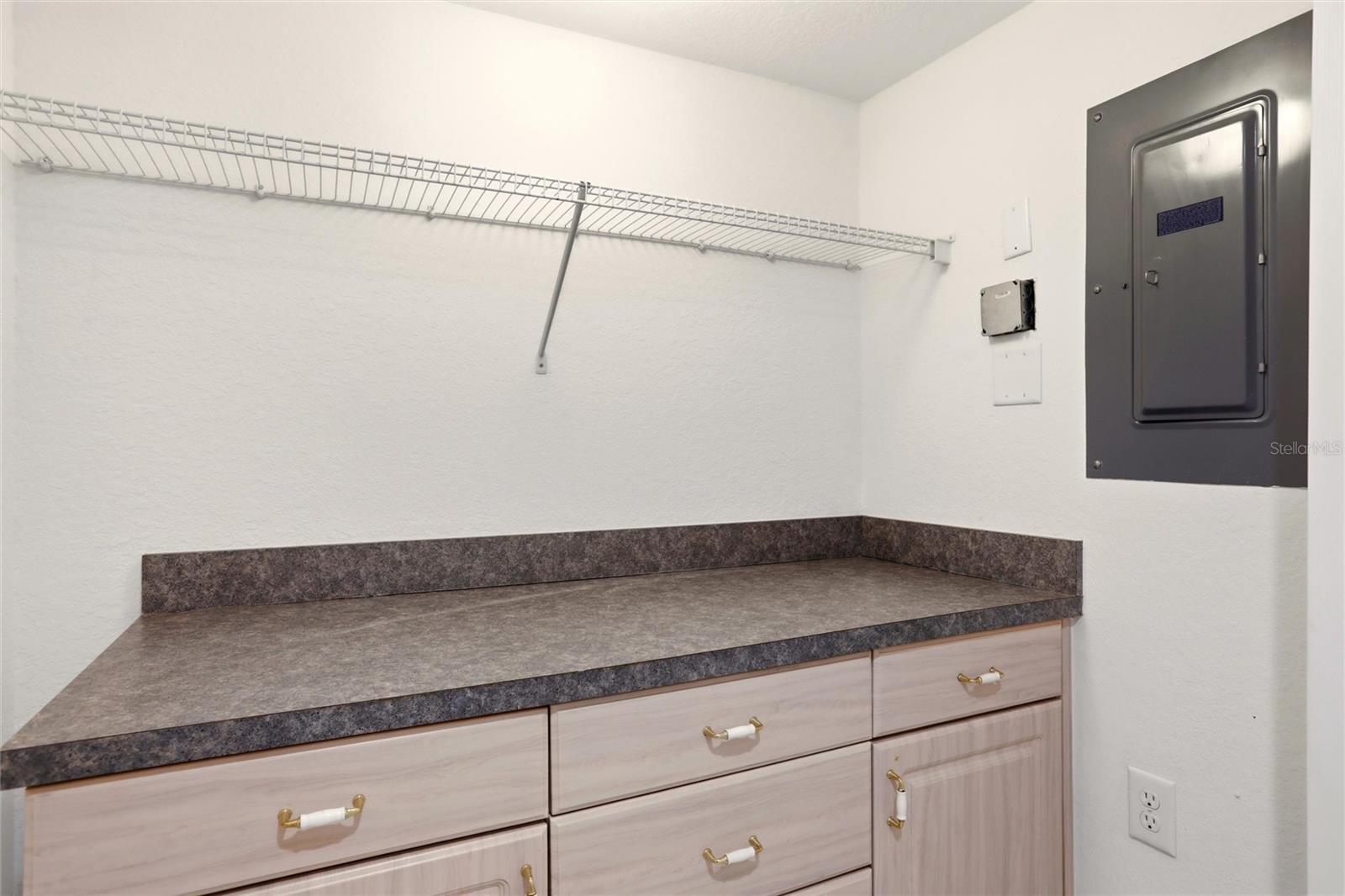 BANYAN POINT PH 01 - Residential