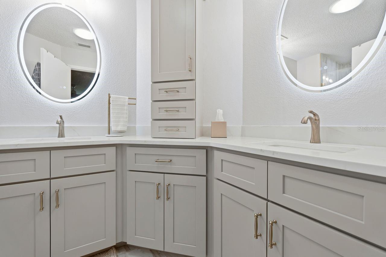 9726 SWEEPING VIEW DRIVE