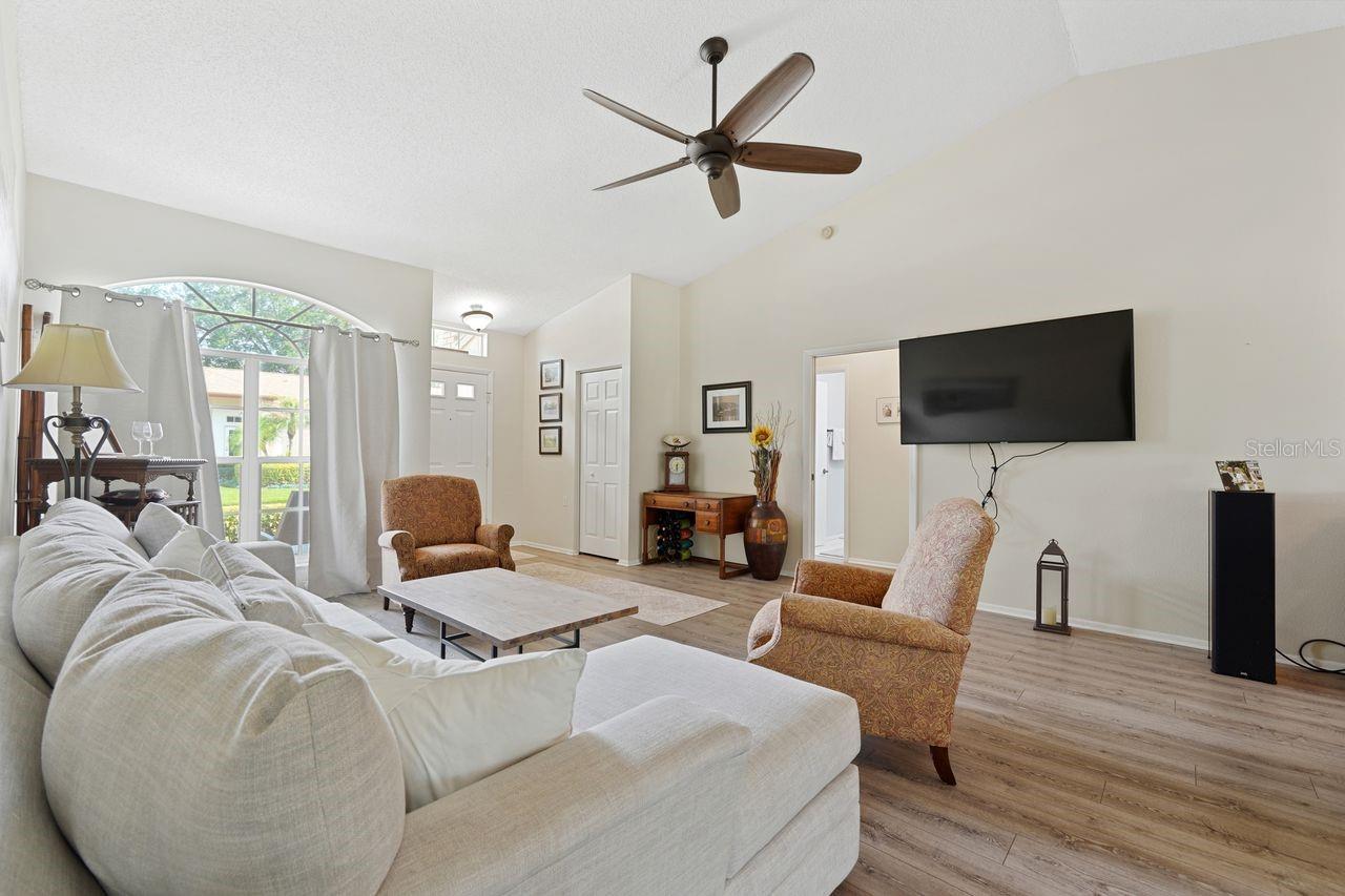 TIMBER GREENS - Residential